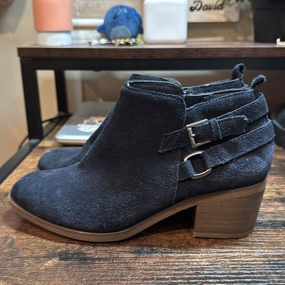 Kohls Sonoma Navy Suede booties “Sonya” size 7 - Picture 3 of 10